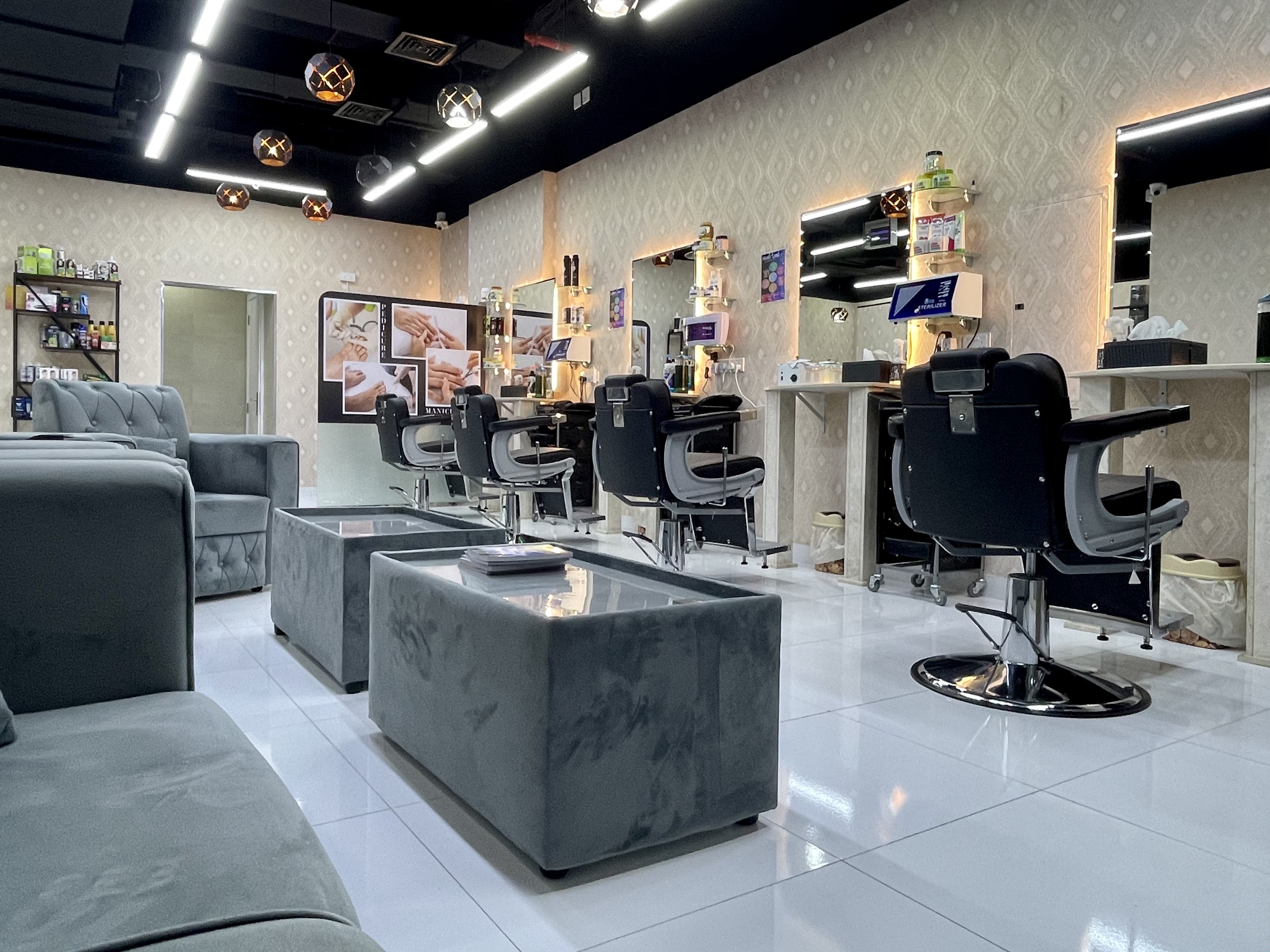 Saloon-Booking-System